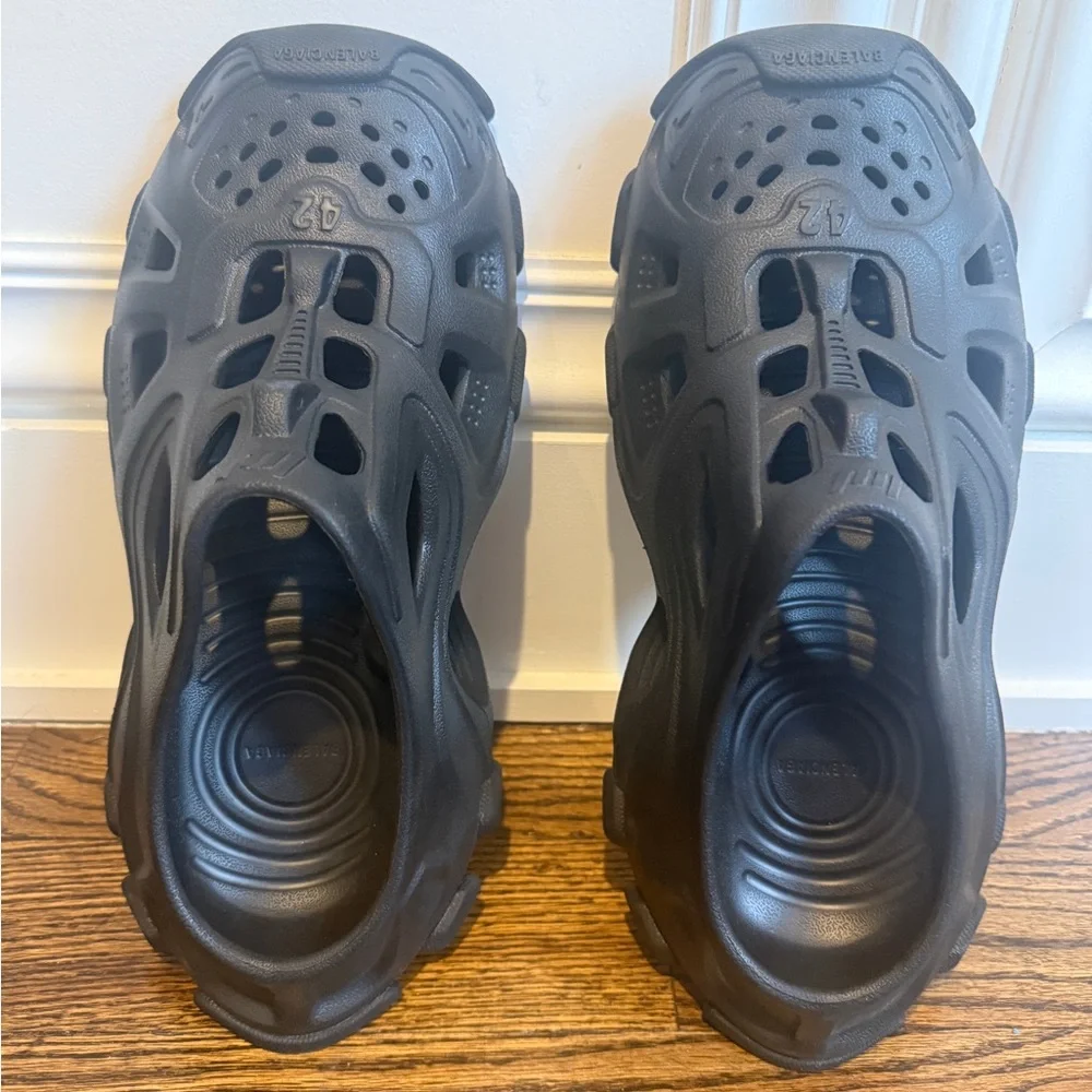 BALENCIAGA HD Molded Mens HD Mules 42 Black